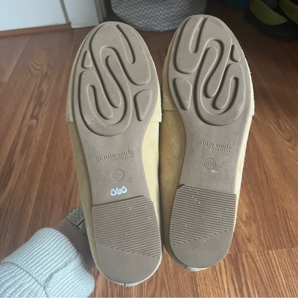 Gentle Souls Lilah Ruffle Flat - Picture 6 of 10